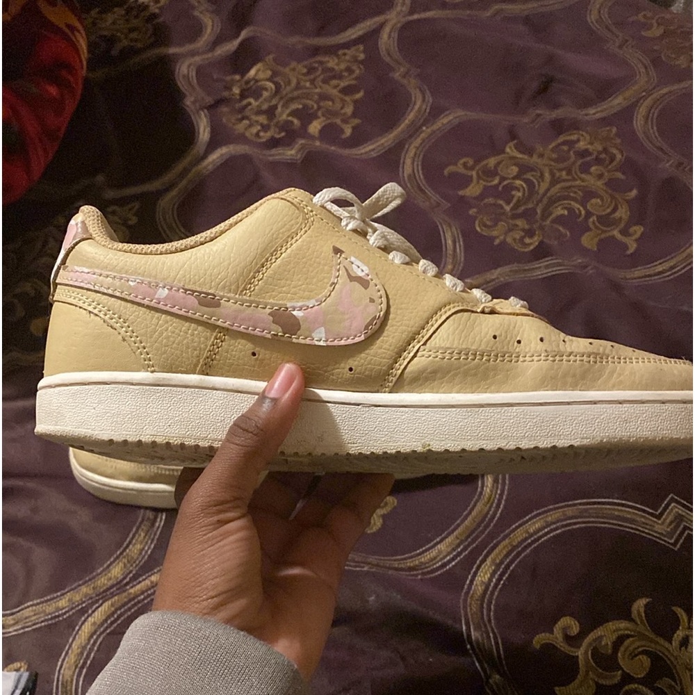 low Nike